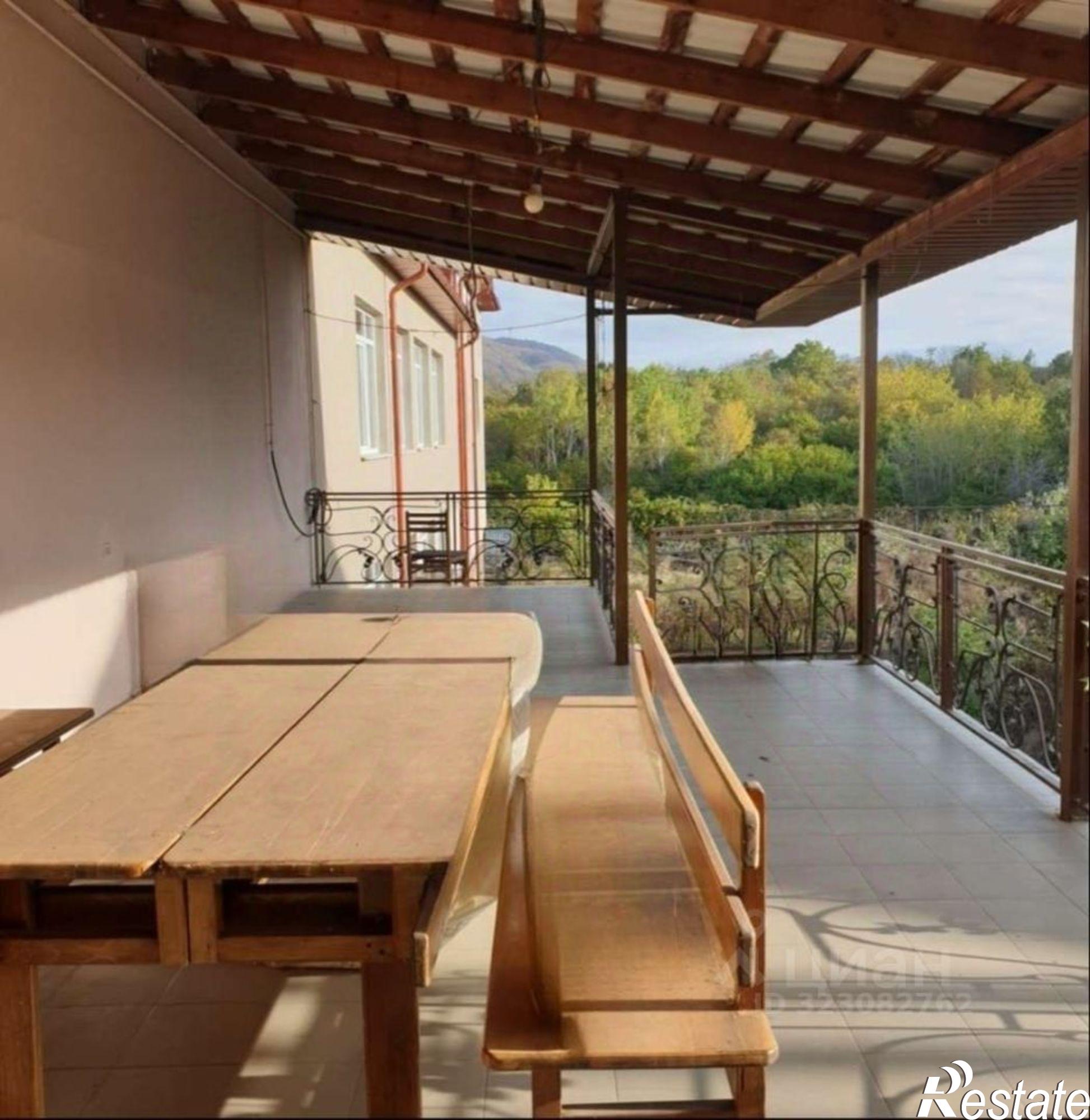 Купить торговое помещение за 1 428 580 рублей на улица Гаджимагомедова