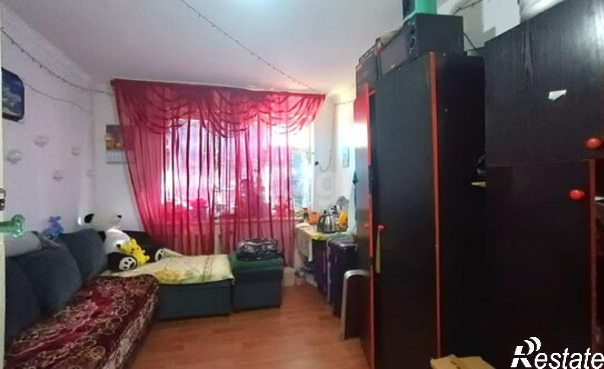 Купить квартиру за 1 300 000 рублей на ул Крылова, 9