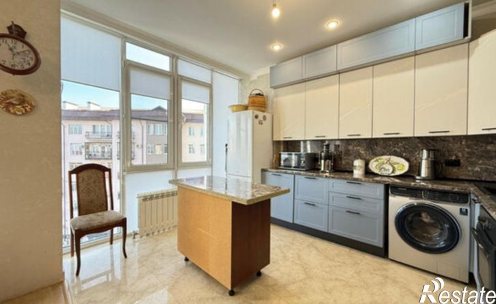 2-комн квартира улица Тлостанова, 32