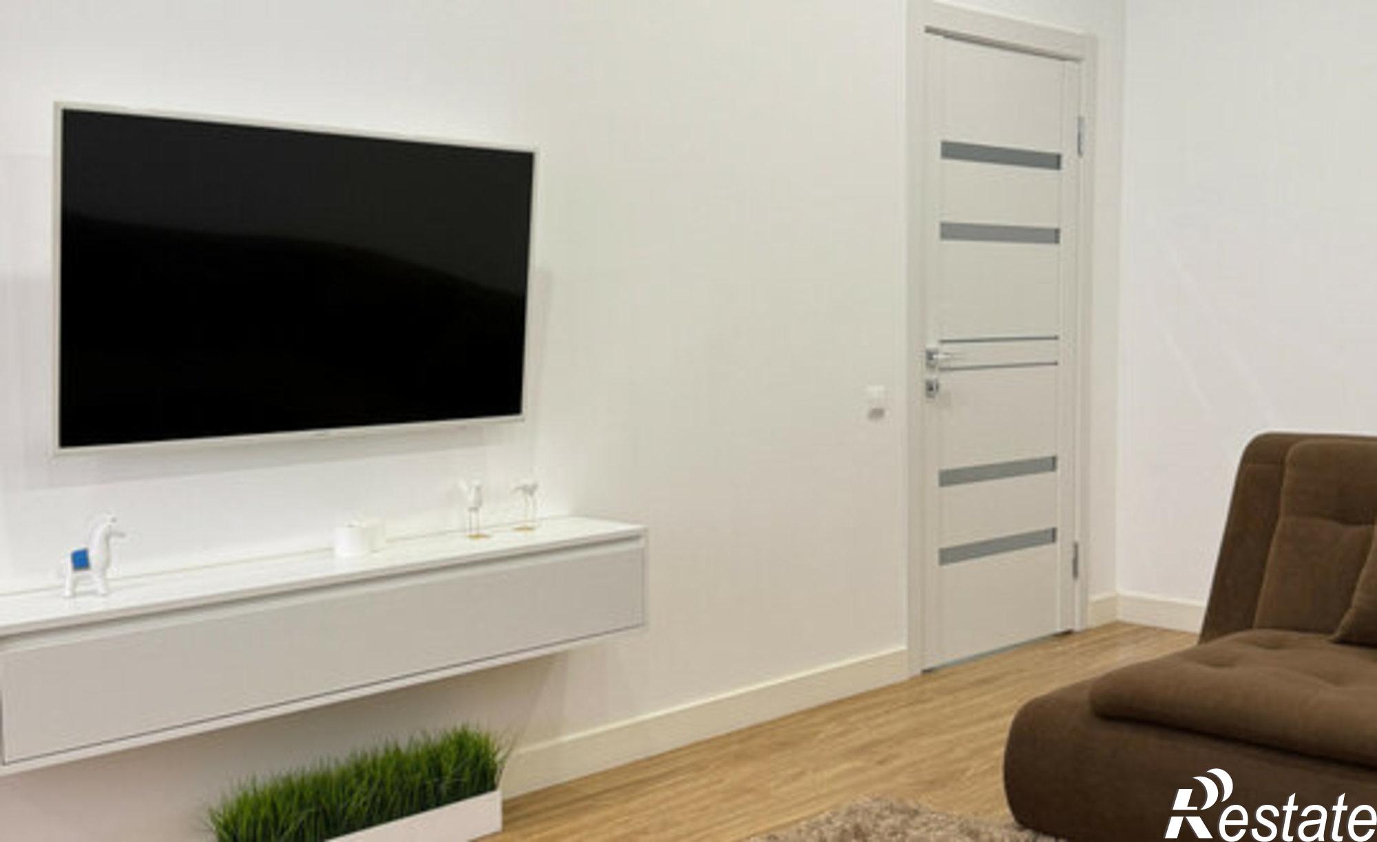 Купить квартиру за 7 800 010 рублей на улица Кирова - улица Тлостанова, 28