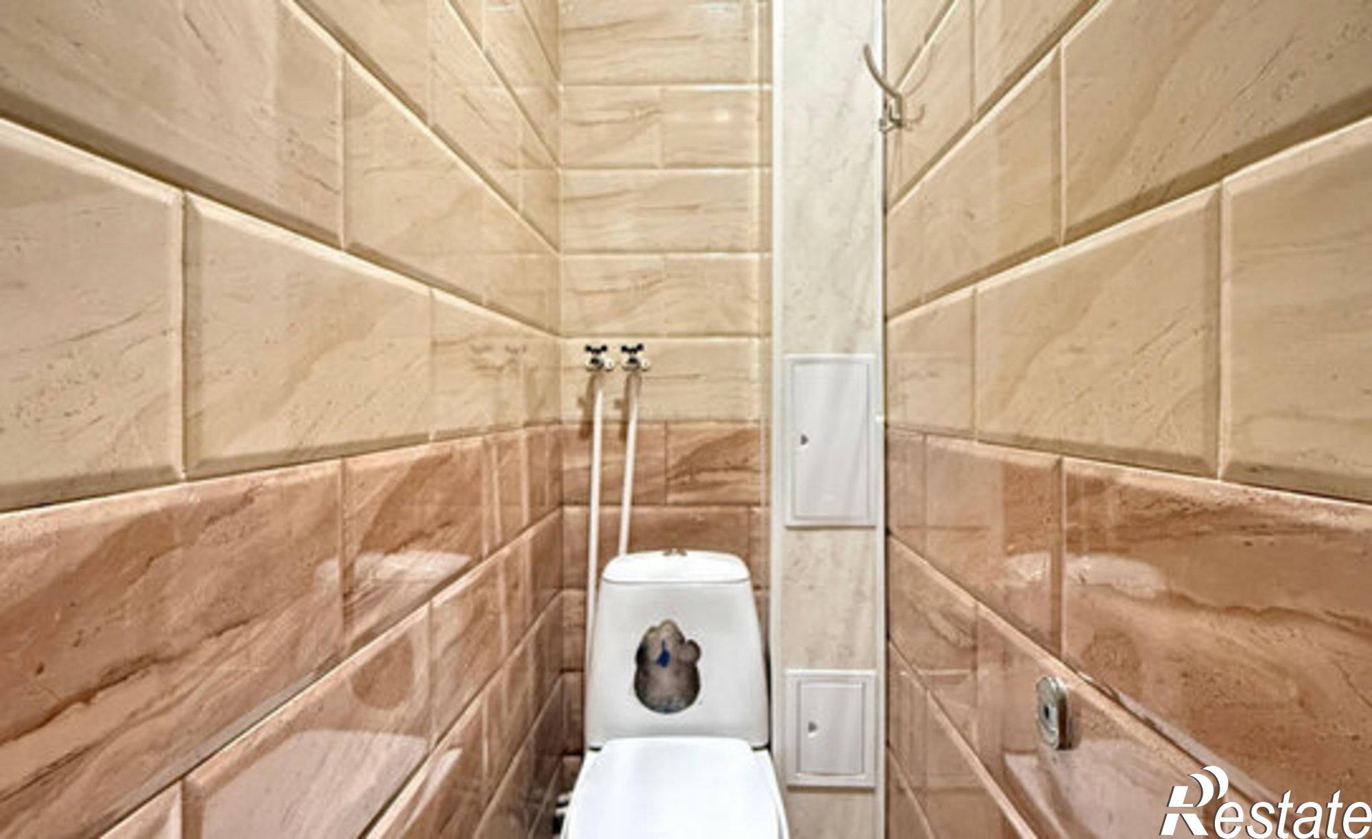 Купить квартиру за 4 200 010 рублей на улица Калмыкова, 235