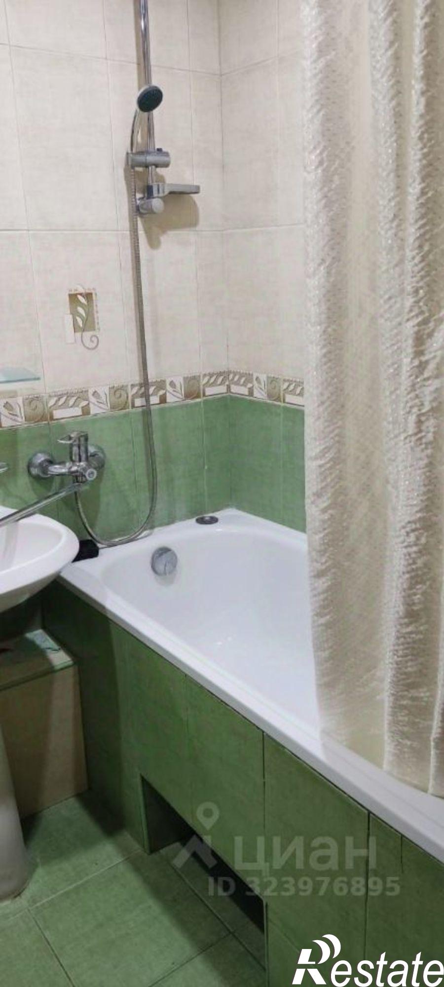 Сдать квартиру за 35 000 рублей на улица Суворова, 32