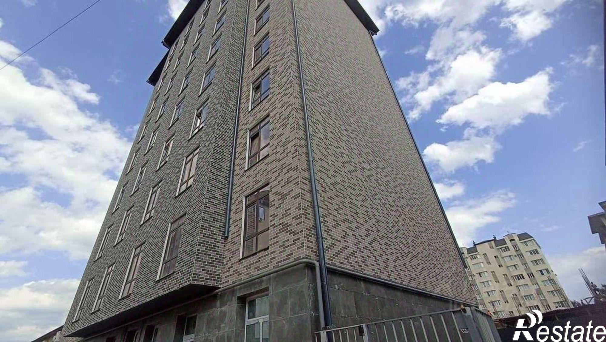 Купить квартиру за 4 300 000 рублей на ул Ахохова, 201