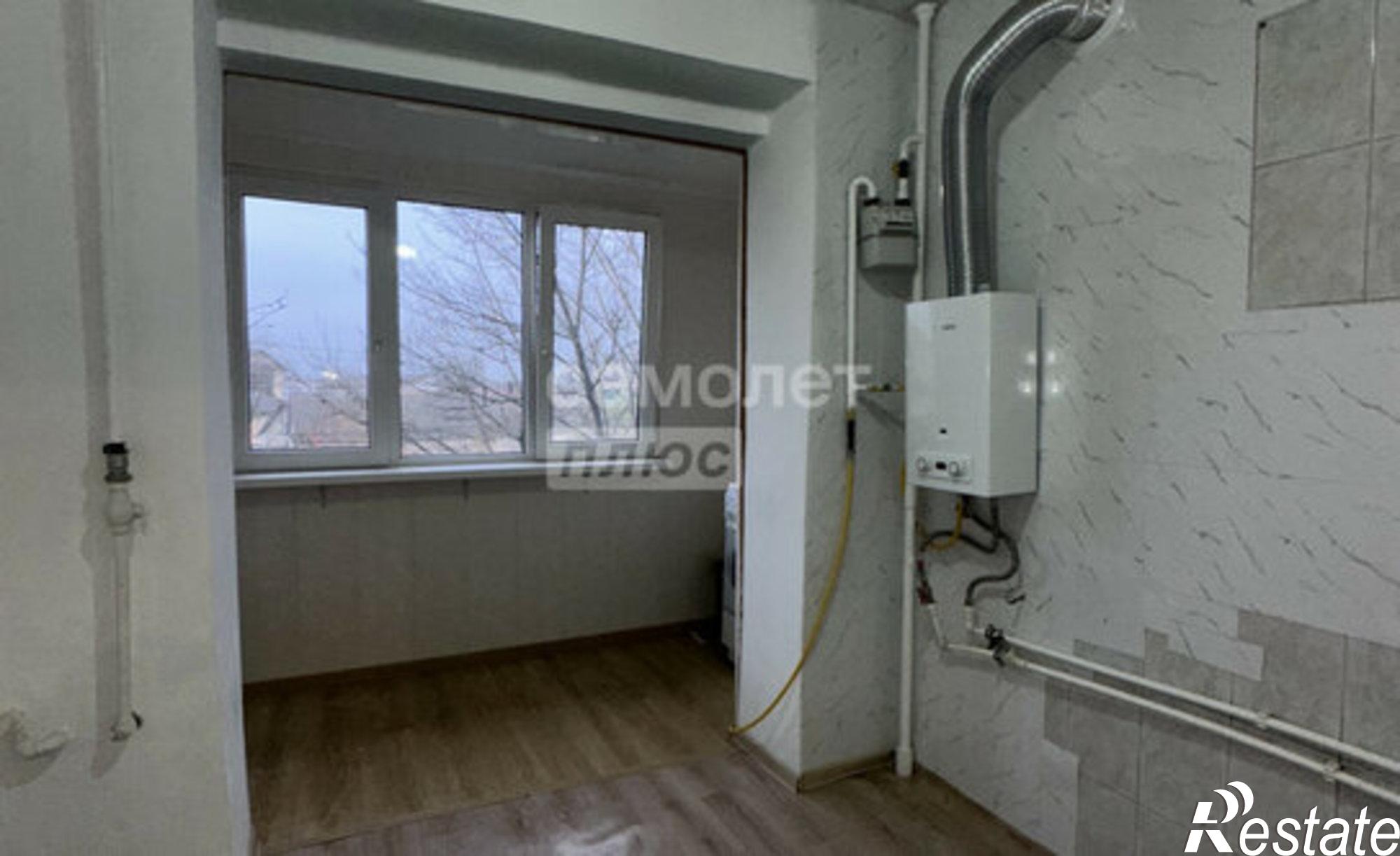 Купить квартиру за 3 570 000 рублей на улица Комарова, 1