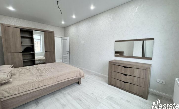 2-комн квартира ул Шарданова, 60 1,  д. 60 1,  к. 1