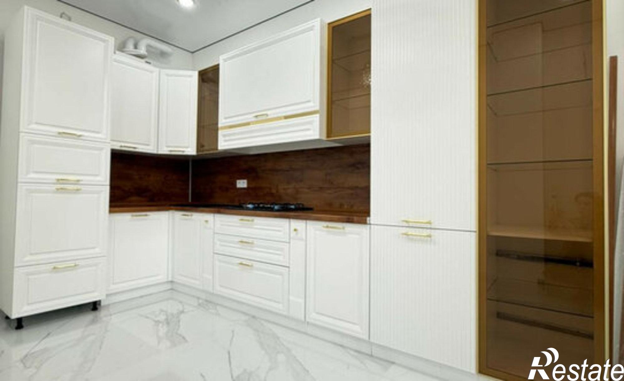 Купить квартиру за 8 900 010 рублей на улица Шарданова, 52