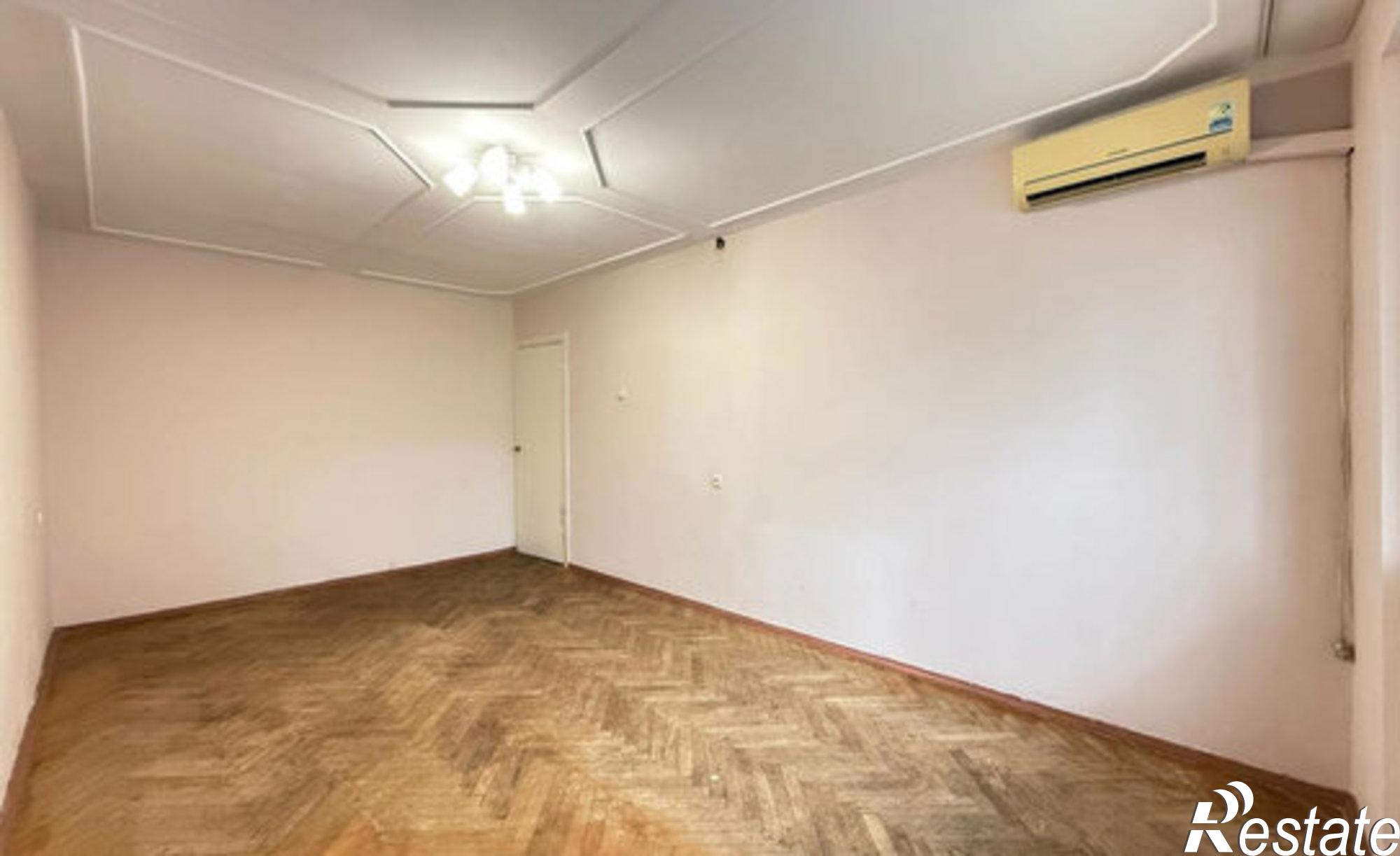 Купить квартиру за 2 400 000 рублей на Самотёчная улица, 37