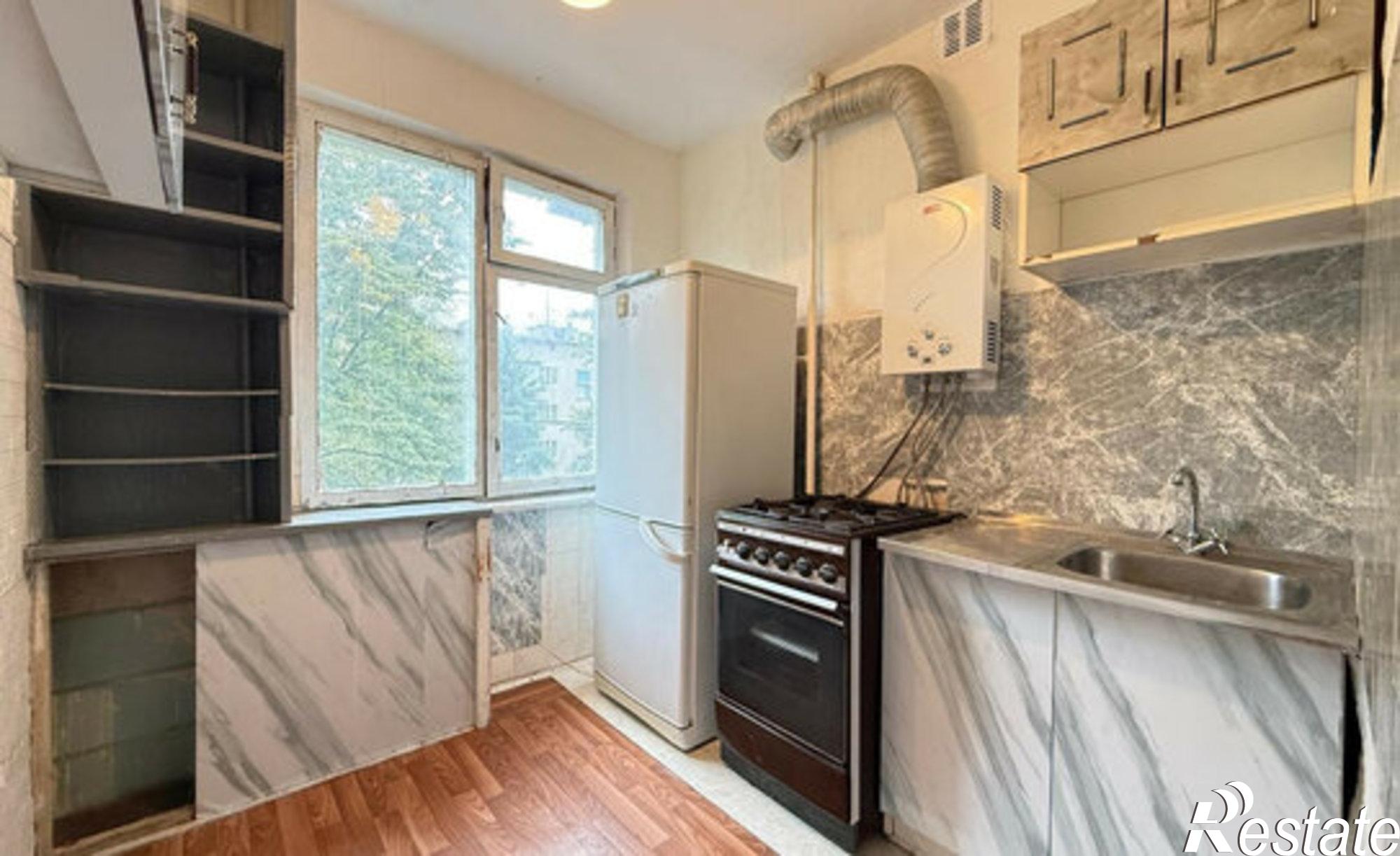 Купить квартиру за 2 400 000 рублей на Самотёчная улица, 37