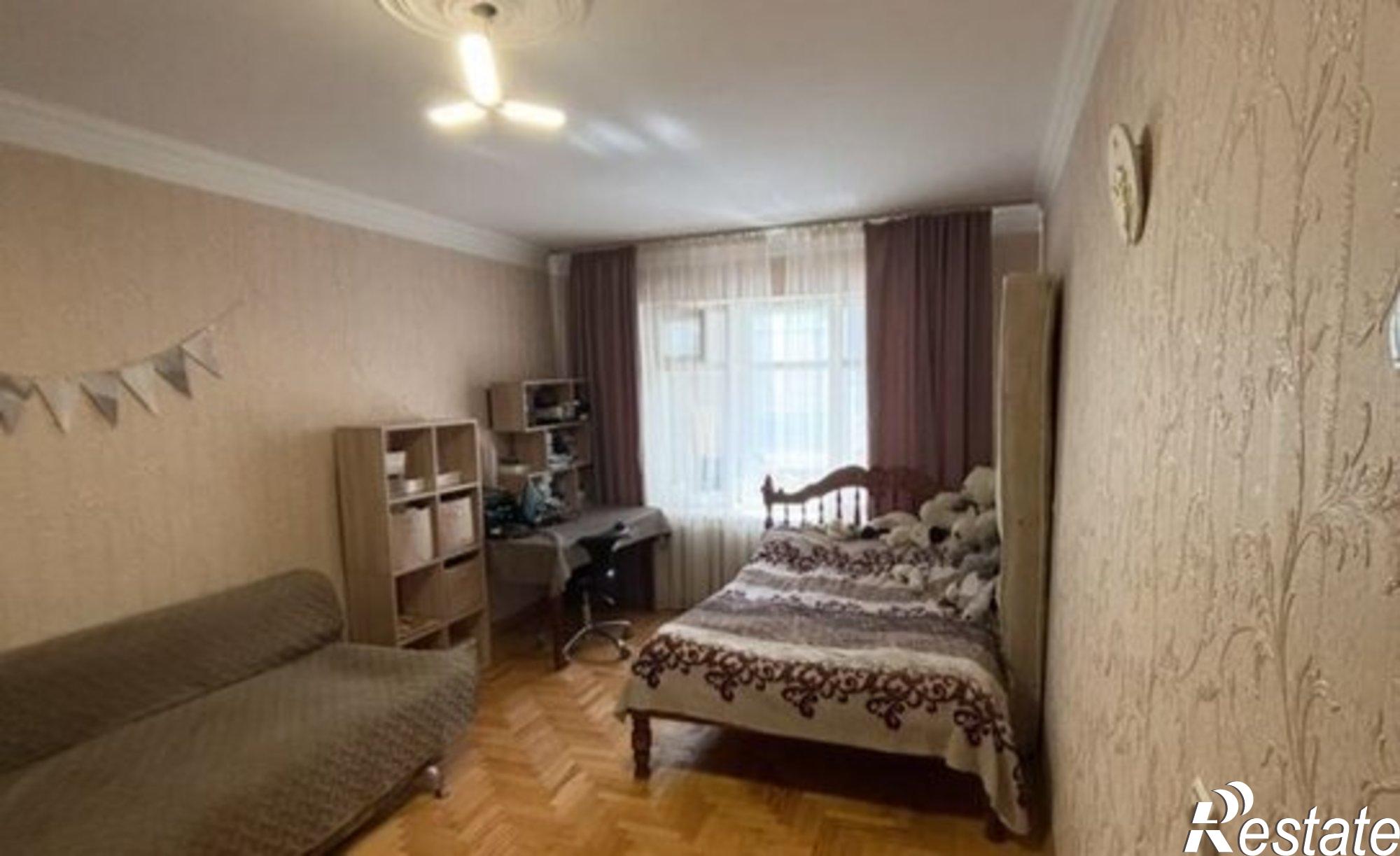 Купить квартиру за 6 700 000 рублей на улица Карашаева, 7