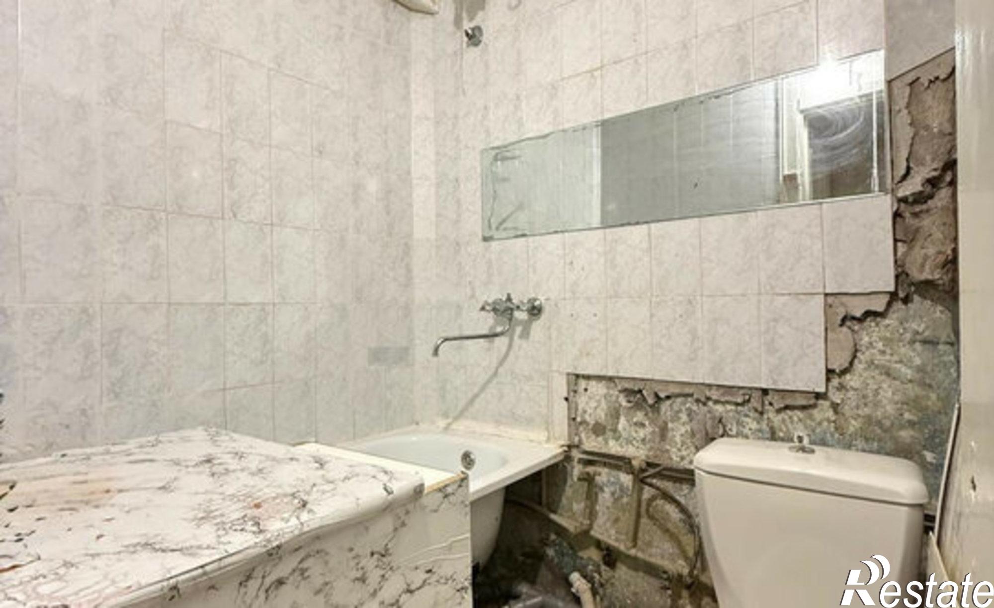 Купить квартиру за 2 400 000 рублей на Самотёчная улица, 37