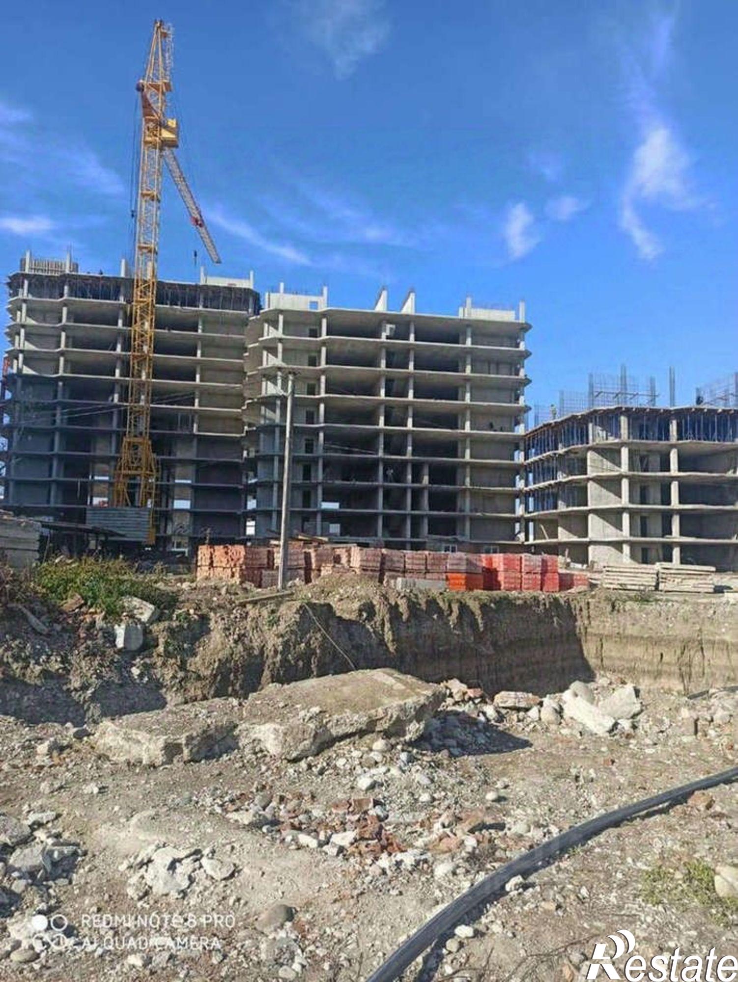 Купить квартиру за 2 100 000 рублей на улица Идарова, 178