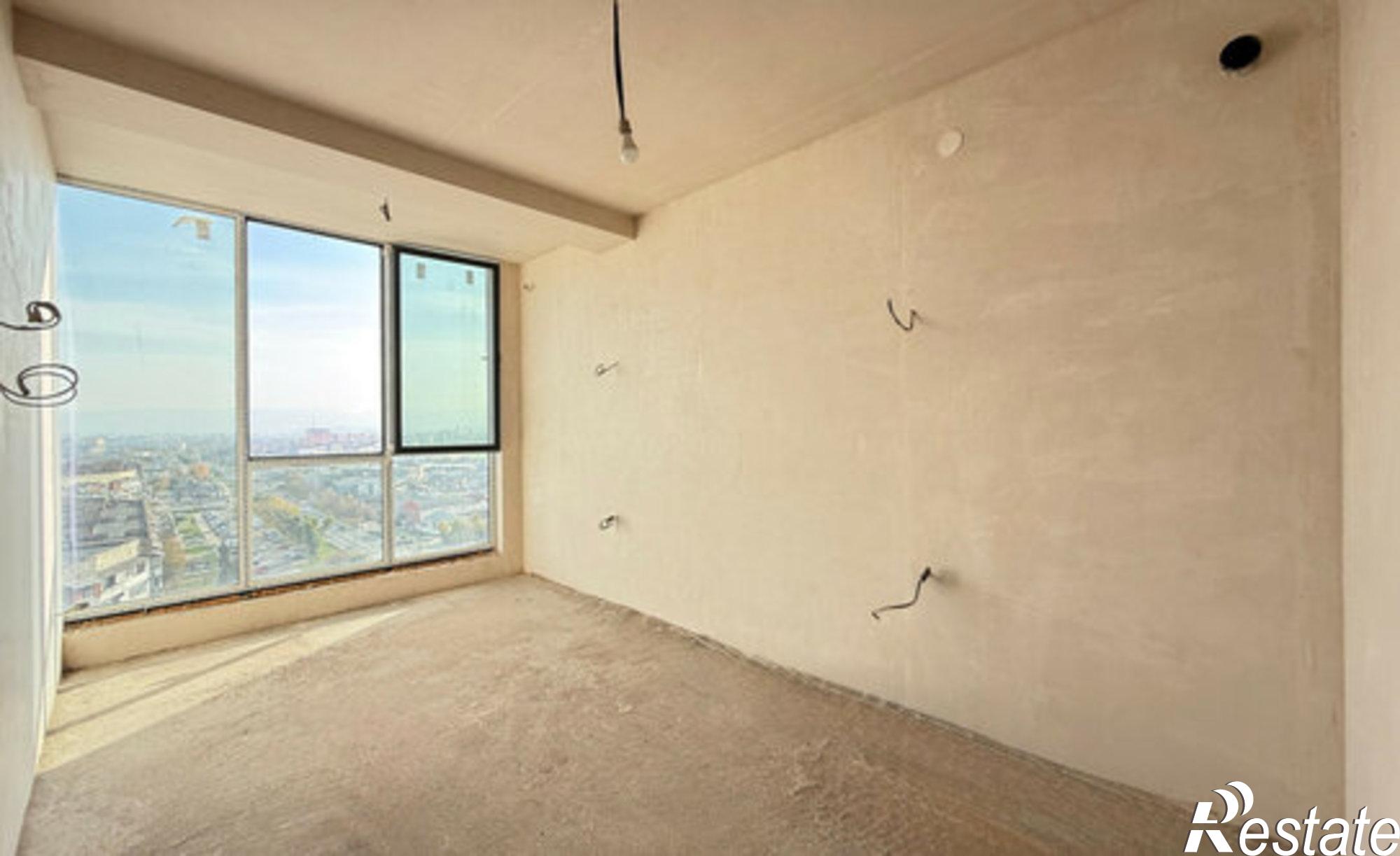 Купить квартиру за 10 000 000 рублей на улица Идарова, 182