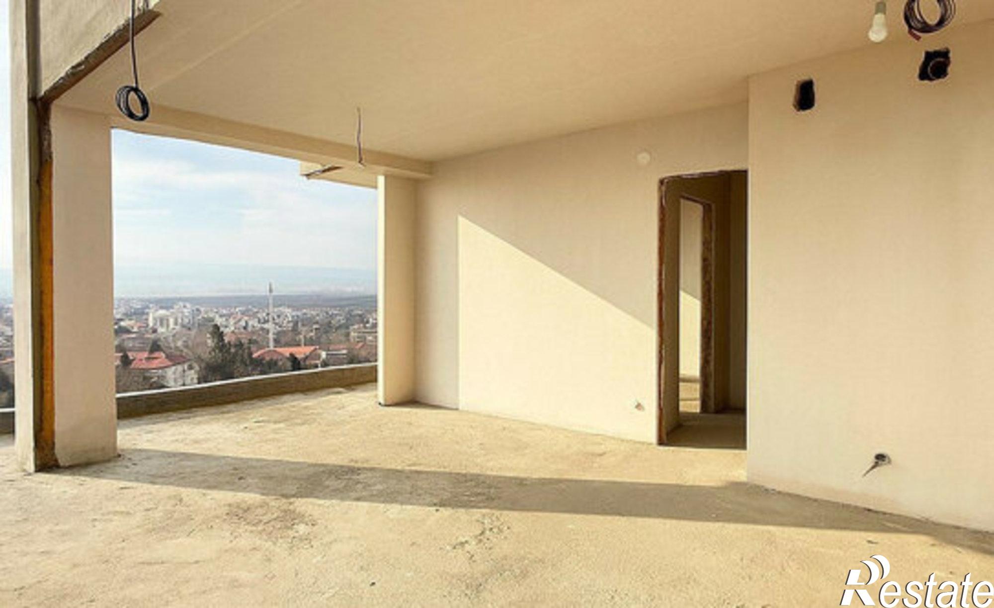 Купить квартиру за 10 000 000 рублей на улица Идарова, 182