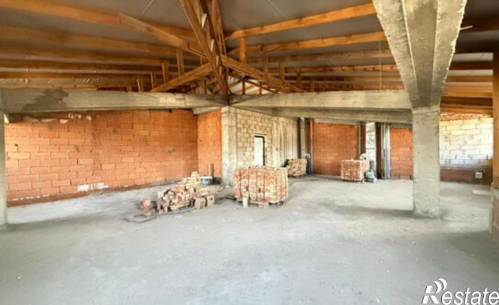 3-комн квартира улица Кирова - улица Тлостанова, 28,  д. 28