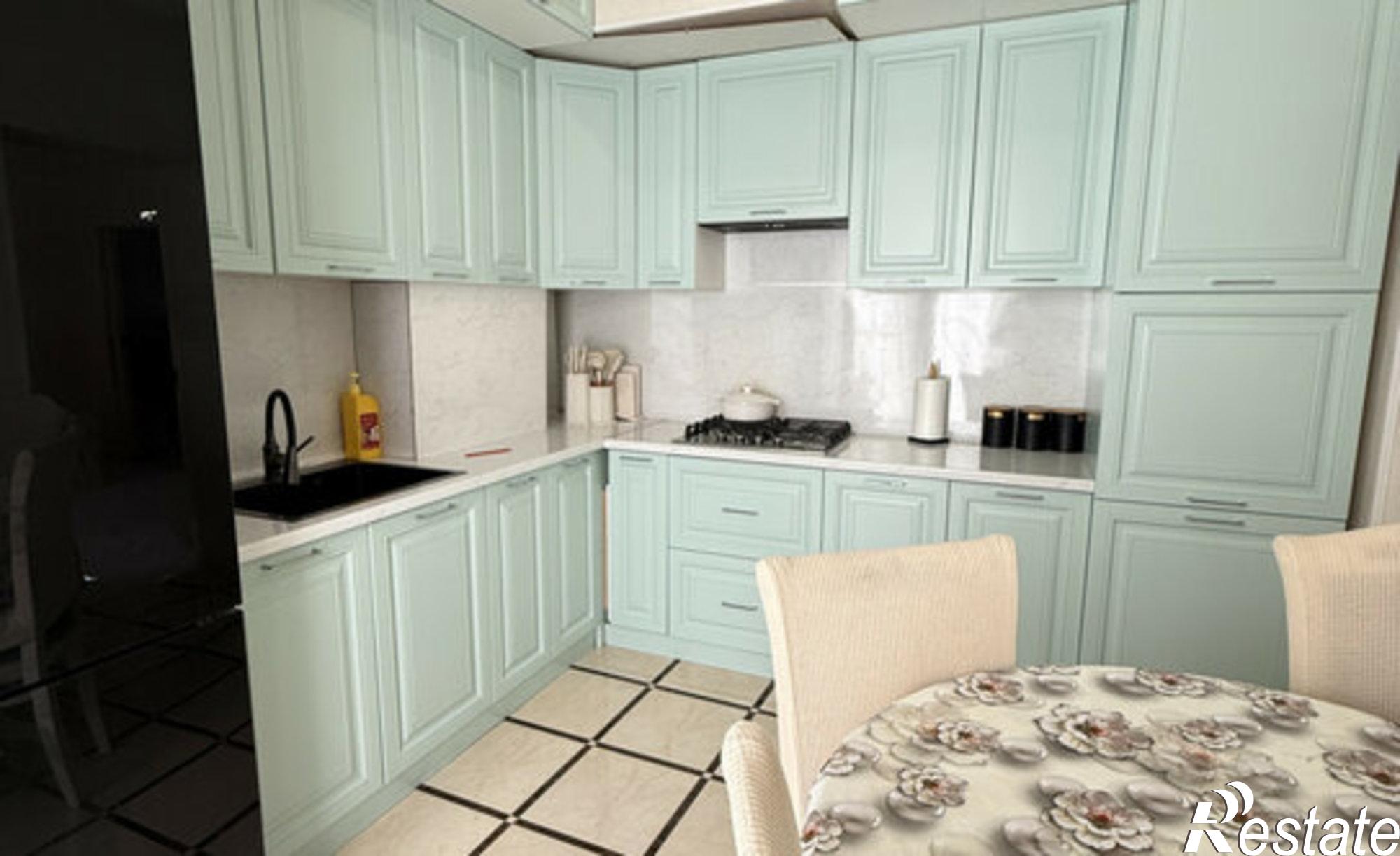 Купить квартиру за 5 600 000 рублей на ул Шарданова, 48 2