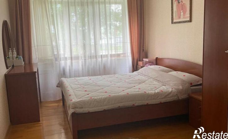 3-комн квартира улица Байсултанова, 18,  д. 18