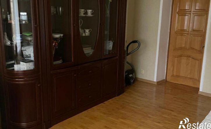 3-комн квартира улица Байсултанова, 18,  д. 18