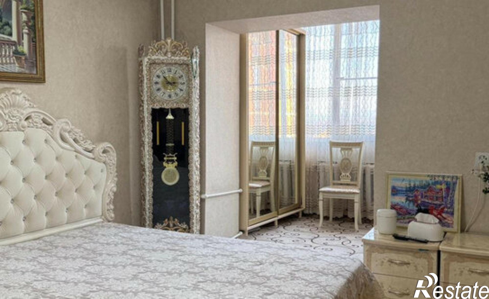 Купить квартиру за 6 100 000 рублей на улица Кирова, 331