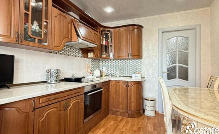 2-комн квартира улица Кирова, 331,  д. 331