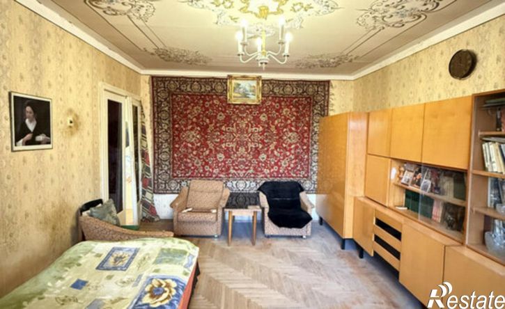 2-комн квартира ул Карашаева, 5,  д. 5