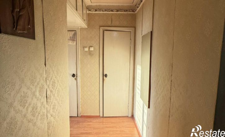 2-комн квартира ул Карашаева, 5,  д. 5