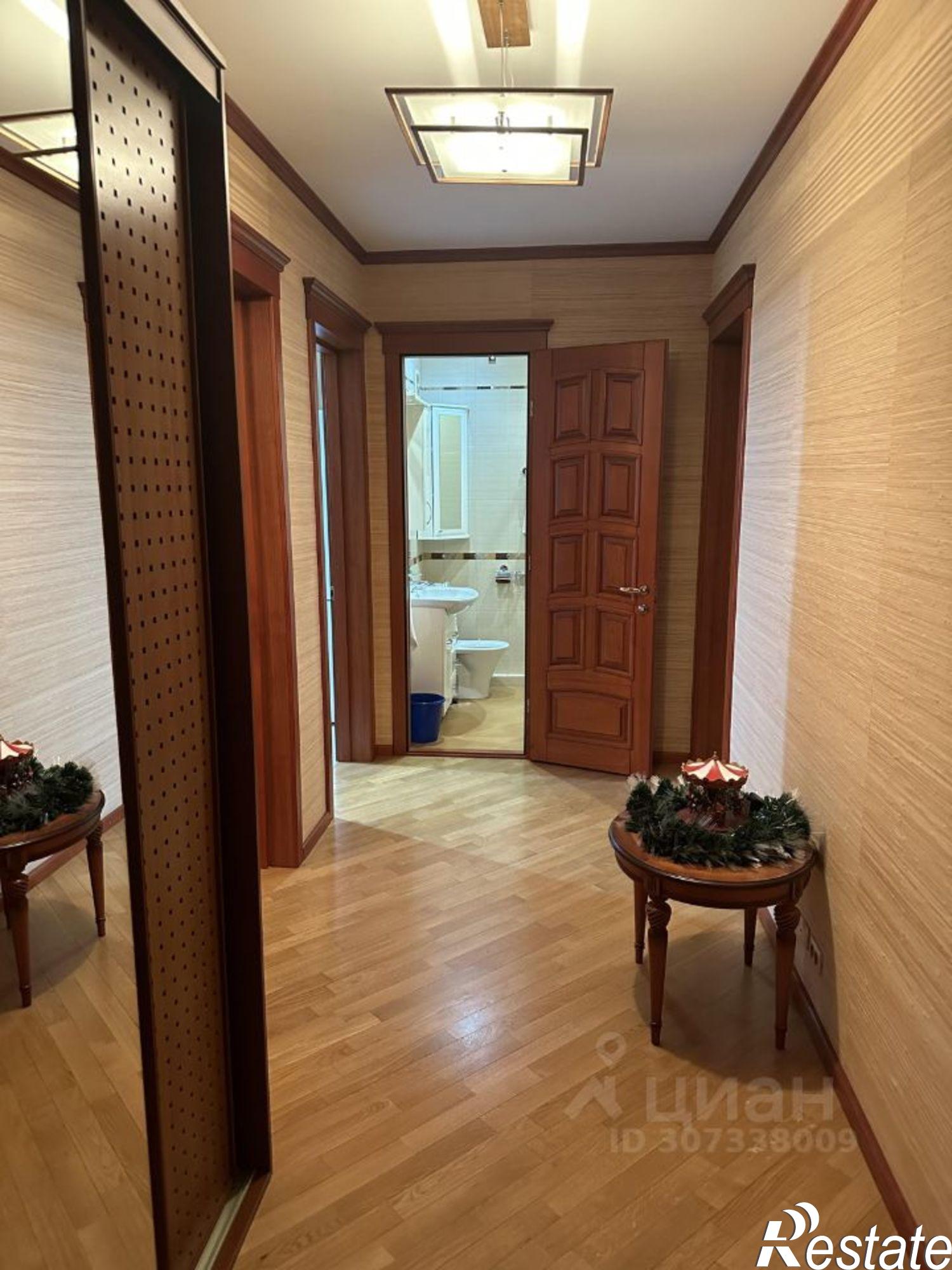 Купить квартиру за 9 200 000 рублей на пр-кт Ленина, 52/107