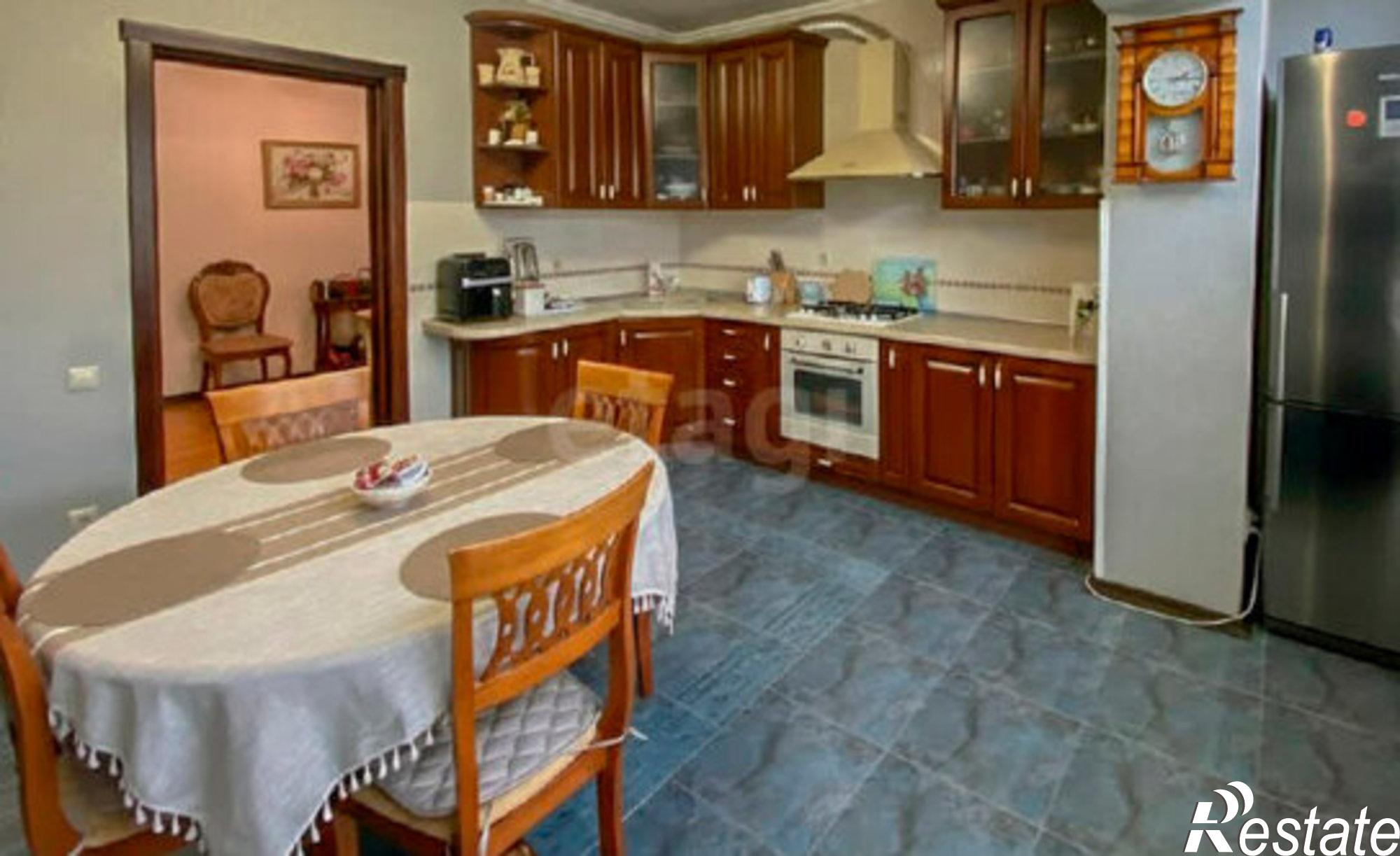 Купить квартиру за 9 000 000 рублей на улица Карашаева, 15