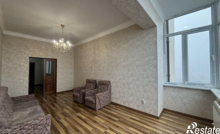 2-комн квартира улица Чернышевского, 222,  д. 222