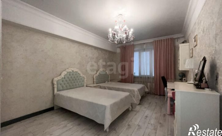 6-комн квартира улица Шарданова, 48 к1,  д. 48 к1