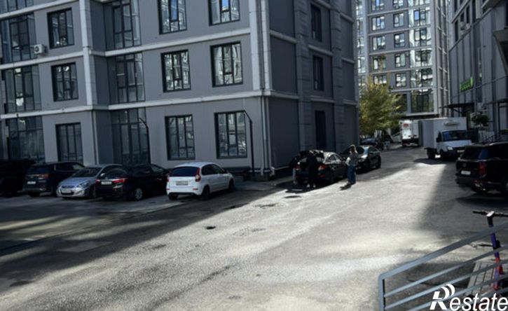 2-комн квартира улица Тлостанова, 32
