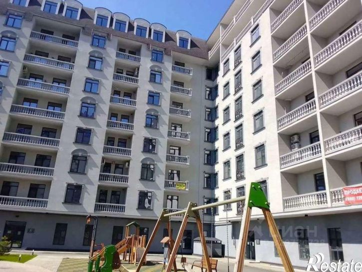 4-комн квартира улица Биттирова, 123,  д. 123