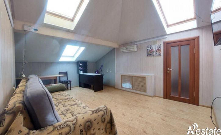4-комн квартира улица Шогенова, 22А,  д. 22А