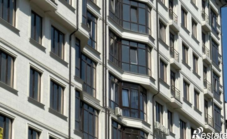 3-комн квартира ул Атажукина, 8,  д. 8