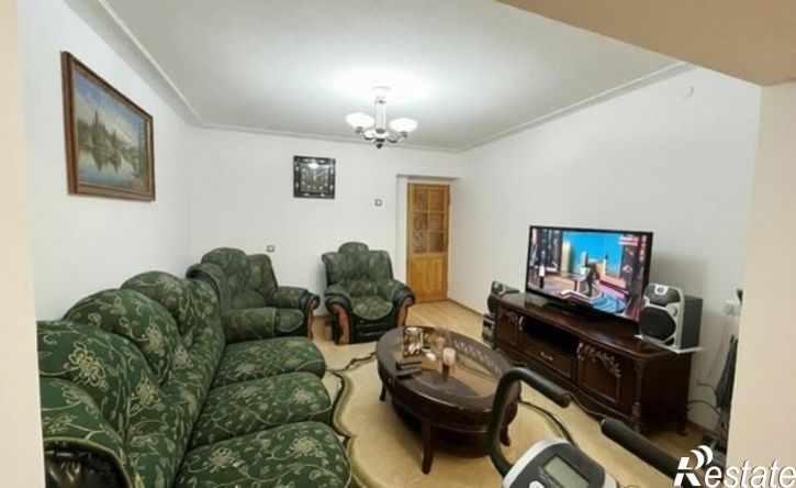 3-комн квартира ул Коллонтай, 4,  д. 4
