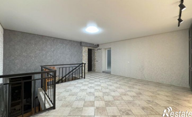 3-комн квартира ул Хужокова, 145,  д. 145