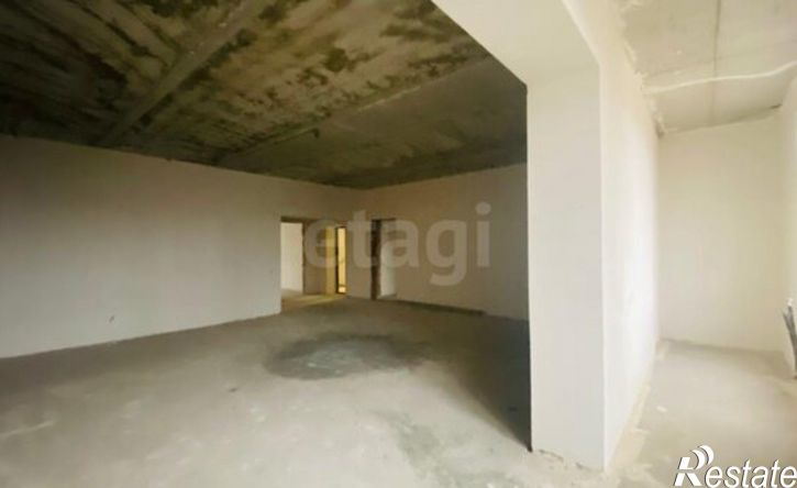 4-комн квартира улица Кирова - улица Тлостанова, 28Б,  д. 28Б