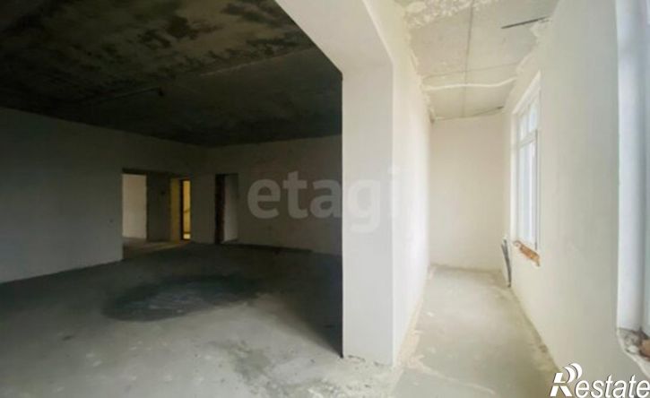 4-комн квартира улица Кирова - улица Тлостанова, 28Б,  д. 28Б