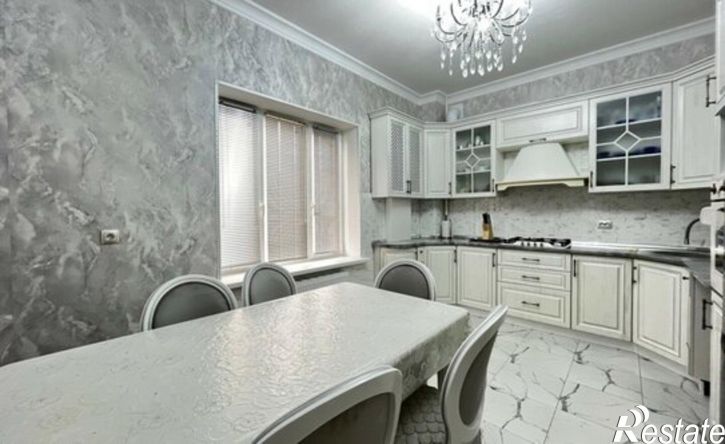 2-комн квартира улица Беровых, 56,  д. 56