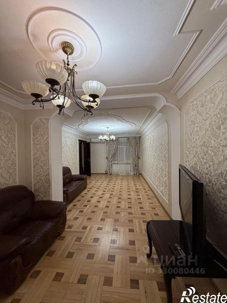 3-комн квартира проспект Кулиева, 30А,  д. 30А