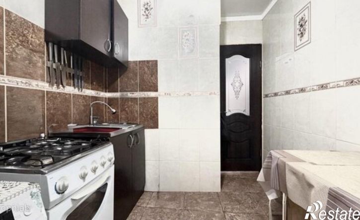 3-комн квартира улица Ватутина, 27,  д. 27