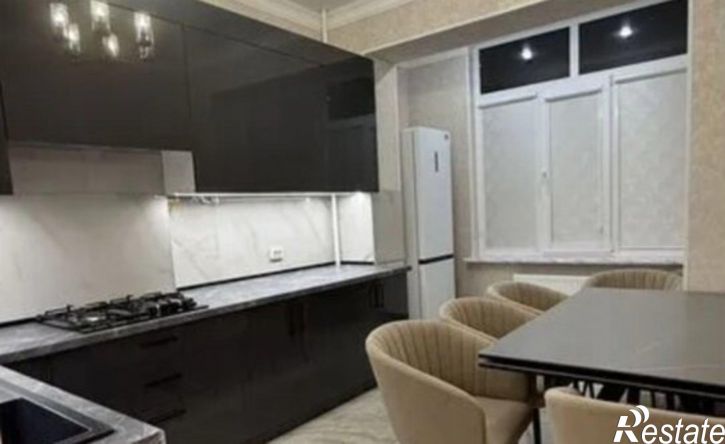 2-комн квартира улица Мовсисяна, 23,  д. 23