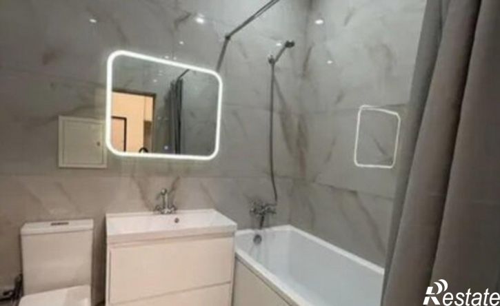 2-комн квартира улица Мовсисяна, 23,  д. 23