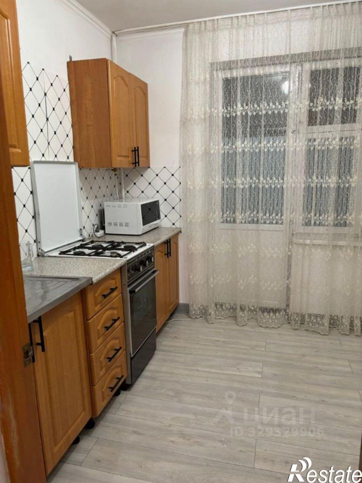 3-комн квартира улица Мусова, 33Б,  д. 33Б
