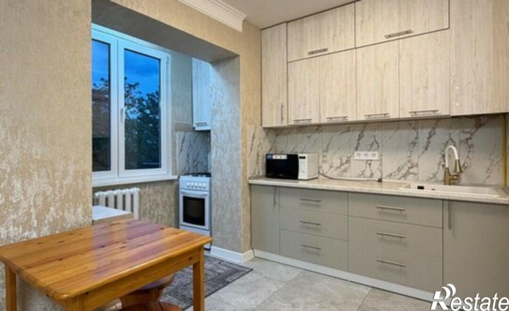 2-комн квартира проспект Кулиева, 13,  д. 13