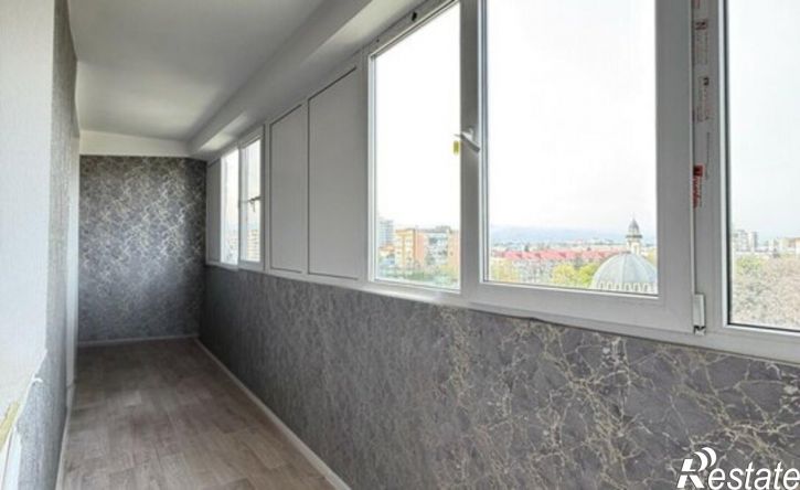 3-комн квартира пр-кт Шогенцукова, 42,  д. 42