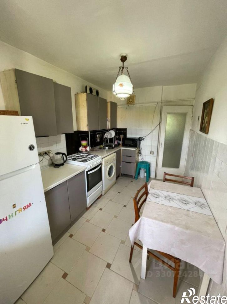 3-комн квартира ул Карашаева, 9,  д. 9