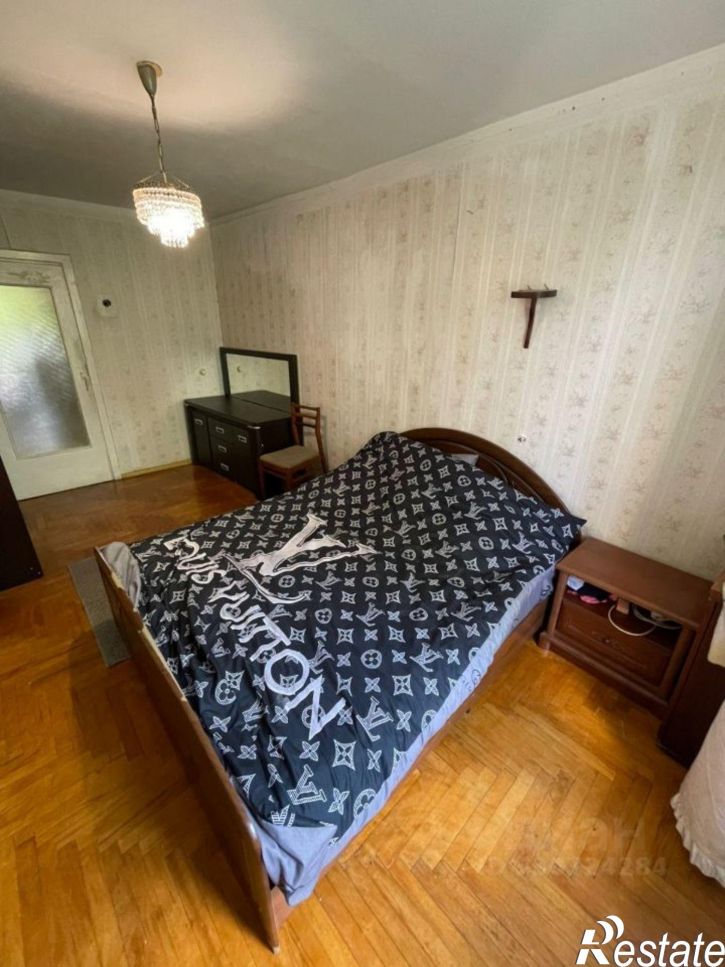 3-комн квартира ул Карашаева, 9,  д. 9