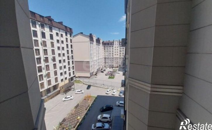 3-комн квартира улица Кирова - улица Тлостанова, 28,  д. 28