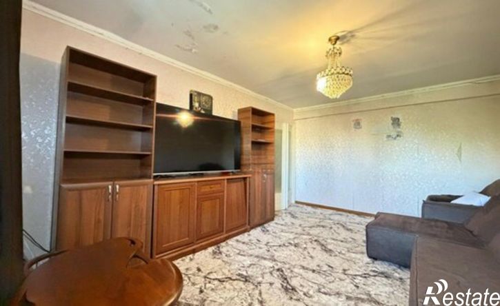 3-комн квартира улица Карашаева, 9,  д. 9