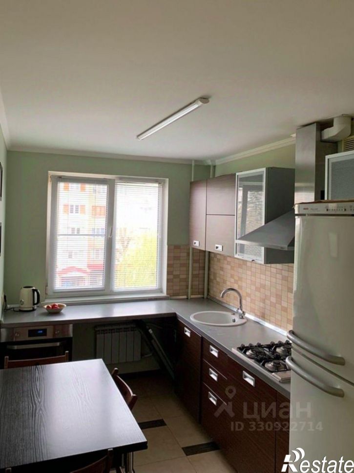 3-комн квартира улица Щаденко, 28А,  д. 28А